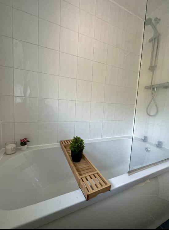 Comfy 1 Bedroom Apartment - Sleeps 2 With Free Parking! St Helens (Merseyside) Exterior foto
